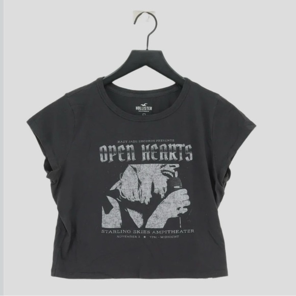 Hollister Tops - Hollister Women’s Open Heart Graphic Baby Tee Shirt Size Large Biker Grunge Punk
